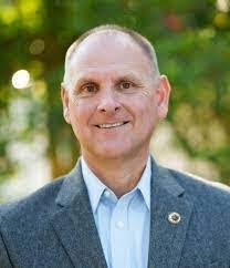 Darren Guidry's Instagram, Twitter & Facebook