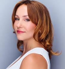 Lucy Moon (@lucymoonnyc) • Instagram photos and videos