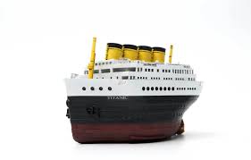 Thank you to everybody who is playing this game, it's been a while since i updated this game for a year but for now, i won't update this game anymore. Meng Model Misc Royal Mail Ship Titanic Meng Ship Builder Moe 001 Military Toys Hobbies