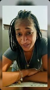 Sonia Leach's Instagram, Twitter & Facebook