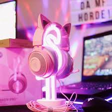 This Sweet Quartz Kraken Stand From Jen B Is Absolutely Fabulous Gamer Room Diy Gamer Room Kawaii Room