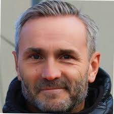 ✨🎄 Clôturer l'année avec toute l'équipe ExpressPoly ! 🎄✨ Quoi de mieux  pour clôturer 2024 qu'un repas avec toute notre équipe ? Une année marquée  par des réussites collectives, des projets…