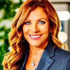 Joyce Bello's Instagram, Twitter & Facebook