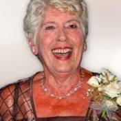 Mary Siemer's Instagram, Twitter & Facebook