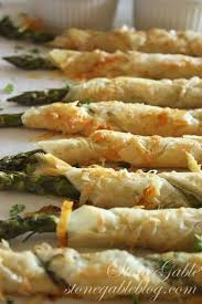 Parmesan Asparagus Phyllo Roll Ups With Lemon Dipping Sauce Parmesan Asparagus Appetizer Recipes Food