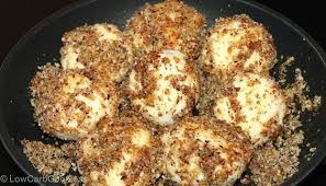 Rezept Low Carb Knodel Teig 250g Quark 20 1ei 1el Butter Prise Salz 1el Kokosmehl Anstelle Des Pfeilwur Zwetschgenknodel Rezepte Zwetschgenknodel Rezept