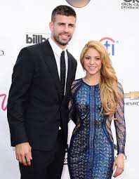 Shakira — слушать песни онлайн. Who Is Shakira S Boyfriend Gerard Pique Who Is The Super Bowl Halftime Star Dating Or Is She Married