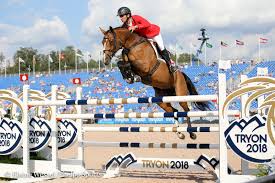 Il découvre l'équitation très jeune grâce à son père philippe guerdat. Steve Guerdat And Switzerland Top First Day Of Jumping At Fei World Equestrian Games Phelps Sports