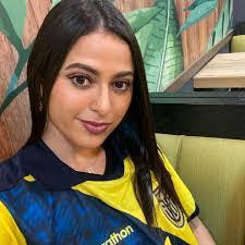 Paulette Sexton's Instagram, Twitter & Facebook