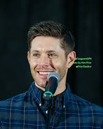 Lynn and Kim do PittCon