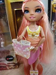 Rainbow High Pacific Coast Simone Summers Lalka Modowa Dąbrowa Górnicza •  OLX.pl