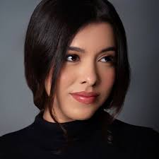 CAROLINE PETIT (@caroline.petitt) • Instagram photos and videos