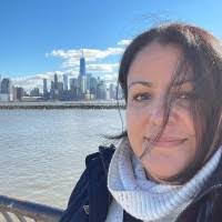 Lisa Mcpeek's Instagram, Twitter & Facebook