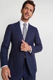 What color of tie goes with navy blue suit. How To Match Colors Of A Tie Suit And Shirt A Dong Silk