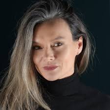 Aesthetic Dentist/Educator🇬🇧🇺🇸🇬🇷 (@dr.dinadedi) • Instagram photos  and videos