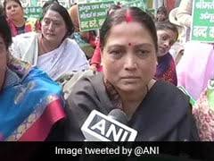 Ram Vilas Paswan's Daughter Asha Paswan Protests Angootha Chhap Jibe At  Rabri Devi