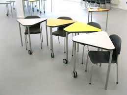 Pin On Blogger Wedge Tables