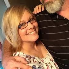 Veronica Franz's Instagram, Twitter & Facebook