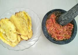 Resep tempe penyet sambal mentah ( resep anak kos ) indonesian food recipe bahan : Cara Membuat Lezat Pisang Goreng Geprek Sambal