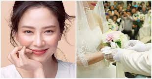 The drama has announced its cast to be led by longtime running man mainstay, song ji hyo who plays a single mother with problems. Actress Bae Yoon Kyung Shares A Moving Story About Song Ji Hyo At A Wedding Koreaboo