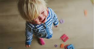 A kid will probably need up to 7,000 nappy changes before they're toilet trained. Genius Nappy Changing Tip For Runaway Toddlers