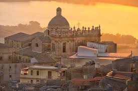 Naro is a public institution established by an act of parliament, which was enacted on 21st november 2005. Vie Dei Tesori Tutto Quello Che C E Da Vedere A Naro All Food Sicily