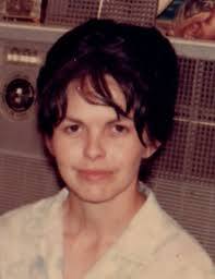 Deloris Bentley's Instagram, Twitter & Facebook