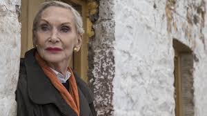 Midsomer murders vixen's run lady annabel butler (as sian phillips). Sian Phillips Returns To Explore Welsh Family History Bbc News