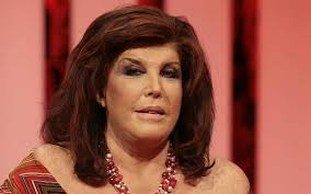 0 out of 5 stars. Patrizia De Blanck E La Crisi Economica Ora Ho Solo Un Domestico
