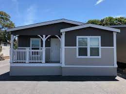 Palatial well equipped and appointed triple section home features covered porch/foyer into sprawling living room open to b. Pin On Mobile Homes Exterior