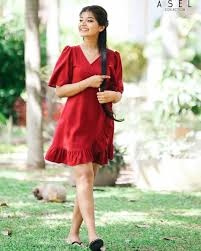 Nethmi roshel rogers latest casual frock collection. 72 Roshel Angel Ideas In 2021 Fashion Sri Lankan Girls Open Shoulder Tops