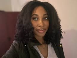 Hello everyone! My name is Amuri and I'm a Richmond native looking for  friends to go out more with. I'm 27, single, and very introverted. I'm  looking for people to out to