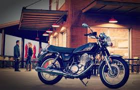 The 10 Best Beginner Motorcycles Triumph Bonneville Beginner Motorcycle Yamaha Sr400 Motorcycle
