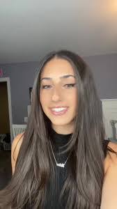 Jillian Mullins's Instagram, Twitter & Facebook