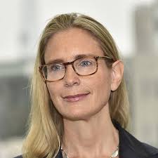 Fiona Tait's Instagram, Twitter & Facebook