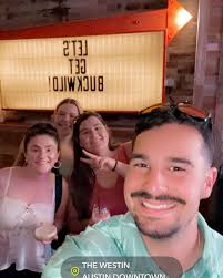 Evan Weinstein (@evanweinstrong) • Instagram फोटोहरू र भिडियोहरू