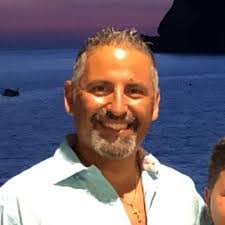 Jennifer Tocci's Instagram, Twitter & Facebook