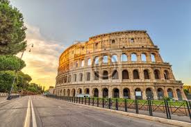 Das hotel colosseum ist eine ausgezeichnete wahl, wenn sie rom besuchen möchten. Rom Sonnenaufgang Stadt Skyline In Rom Colosseum Rom Kolosseum Fototapete Fototapeten Forum Romanum Europa Kolosseum Myloview De
