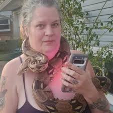 Do Applebee's and Chili's use the same mozzarella sticks recipe?