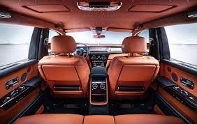 It is available in 10 colors, 3 variants, 1 engine, and 1 transmissions option: Rolls Royce Phantom Interior Rolls Royce Motor Cars Austin