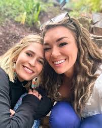 Heidi Keating's Instagram, Twitter & Facebook