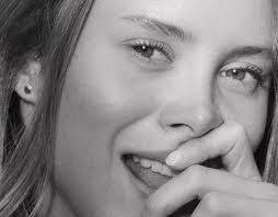 Loren Ford's Instagram, Twitter & Facebook