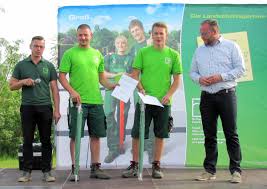 Herzlich willkommen auf der website der firma gatenda in niederndodeleben (hohe börde) bei magdeburg. Marvin Meier Und Christian Buchi Siegten In Magdeburg Dega Galabau Das Magazin Fur Den Garten Und Landschaftsbau