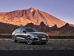 سيارة أودي Rs Q8 2020 سعر مواصفات صور In 2020 Audi Rs Audi Audi A8