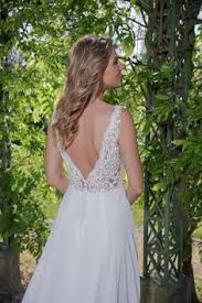 Heute stehen bräuten eine menge an schönen, eleganten und individuellen brautkleidern zur auswahl. Die 9 Besten Ideen Zu Brautkleider Amera Vera Hochzeitskleid Modern Kleid Hochzeit Brautkleid Armellos