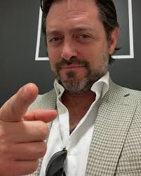 Lorne Lorenzo Cooper Real Estate Agent, Coach & Trainer  (@lornecooper.realestate) · Newmarket, ON