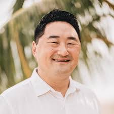 Daniel Jung's Instagram, Twitter & Facebook