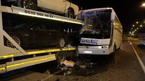 Son günlerde sıkça konu haline gelen türkiye, azerbaycan ve pakistan yakınlığı merak konusu oldu. Usak Ta Otobus Kazasi 3 U Agir 13 Yarali Son Dakika Haberleri