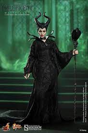 A collector comes into possession of the skull of the marquis de sade and learns it is possessed by an evil spirit. 14 Idees De Malefique Malefique Costume Malefique Malefique 2