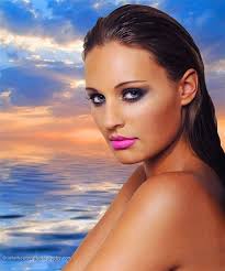 Lucy Saunders by Vafa shop